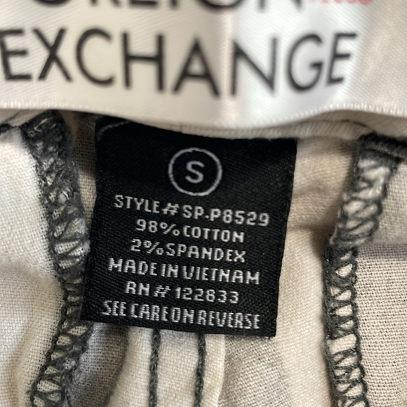 Striped Jeans - Foreign Exchange - Picture 5 of 5